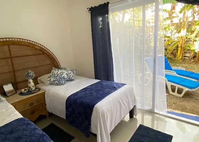 Habitación en casa particular The Blue Flowers At Dici Coliving Housing